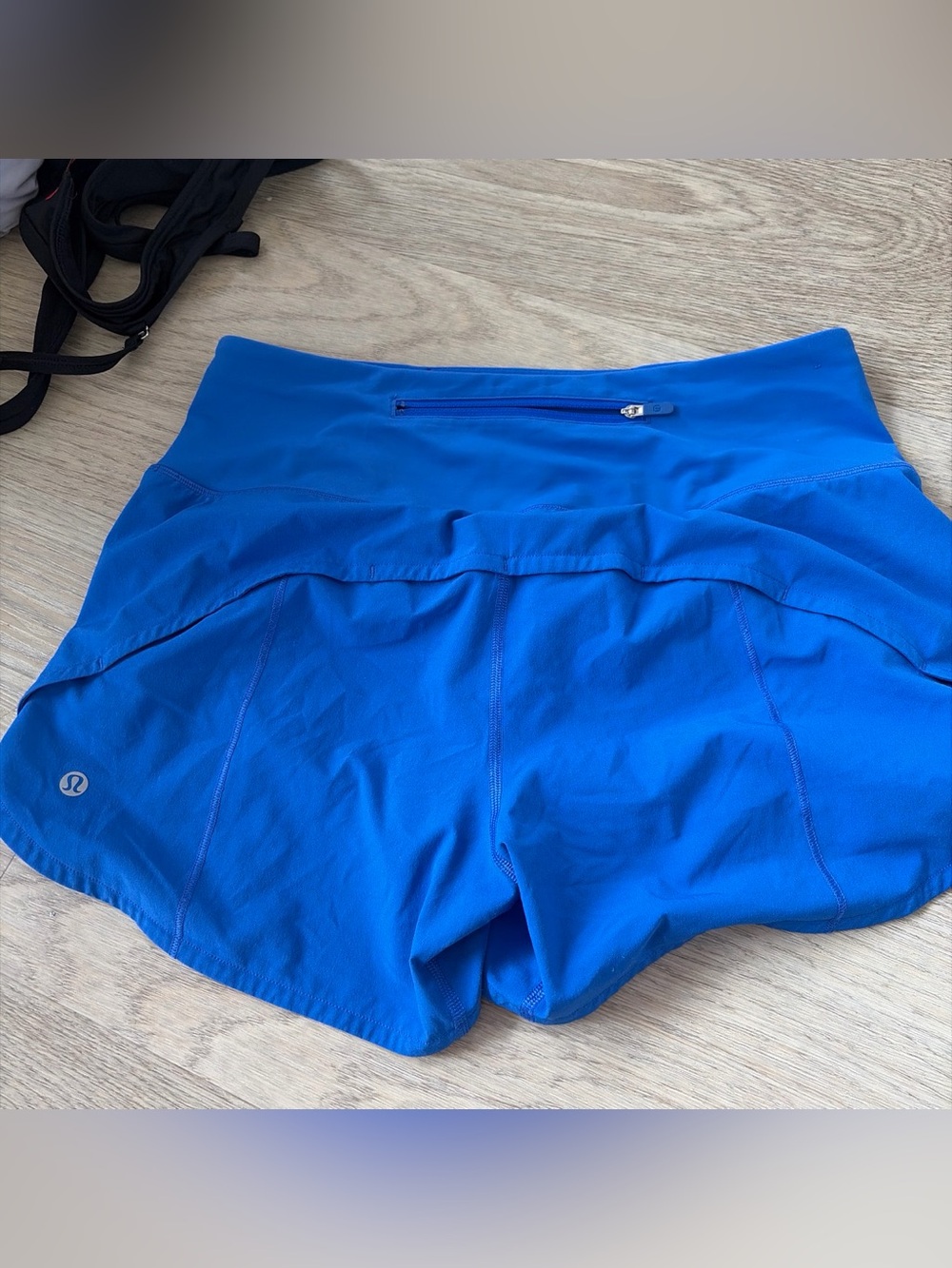 lululemon athletica Women's Athletic Shorts in Cobalt Blue - Picture 3 of 3
